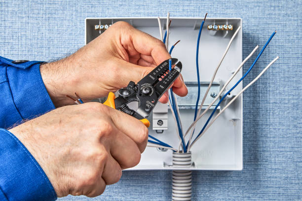 Best Emergency Electrical Repair Services  in Loch Lomond, VA